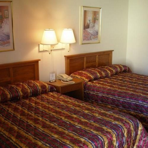 Red Carpet Inn Старк Номер фото